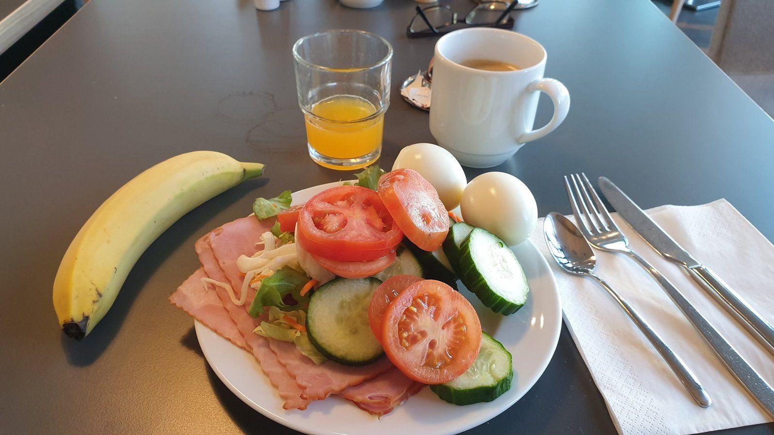 Food Holiday Express Frühstück 01.jpg